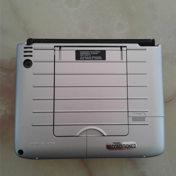 TV Portable by Casio TFT EV-600 battery Powered Vtg  Pocket Television Japan - Picture 3 of 5